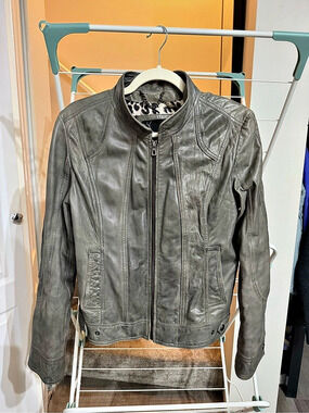 BOD & CHRISTENSEN Leather Moto Jacket in Gray Size Medium